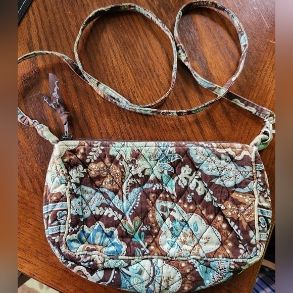 Vera Bradley Handbags - Vera Bradley purse